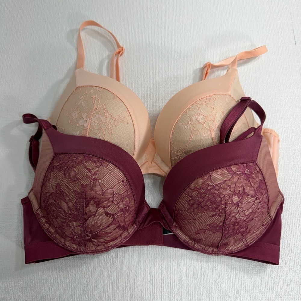 Victoria's Secret very sexy push up bra set of 2 size 32C